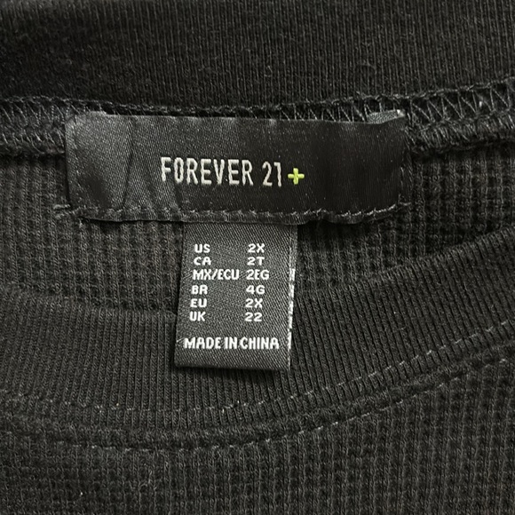 FOREVER 21 SWEATSHIRT “VOILA” - Picture 8 of 8